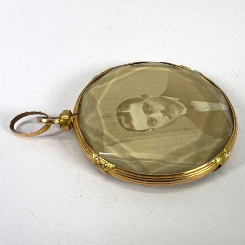 ANTIQUE FRENCH 18K YELLOW GOLD FACETED GLASS PHOTO PENDANT LOCKET - ADDITIONAL PHOTO 14