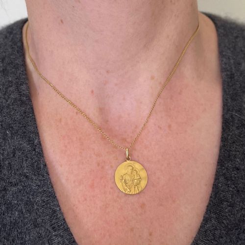 FRENCH TAIRAC SAINT JOSEPH AND JESUS 18K YELLOW GOLD MEDAL PENDANT - ADDITIONAL PHOTO 3
