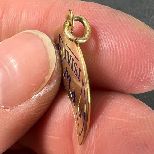 ART DECO DIVISI MA SEMPRE UNITE 18K YELLOW GOLD ENAMEL CHARM PENDANT - ADDITIONAL PHOTO 6