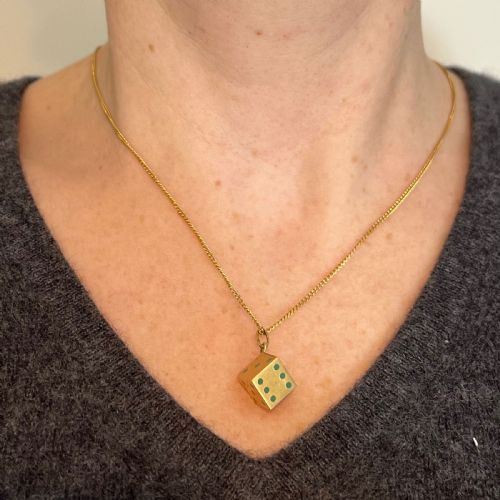 FRENCH ART DECO DIE WITH MINIATURE DICE 18K YELLOW GOLD ENAMEL CHARM PENDANT - ADDITIONAL PHOTO 4