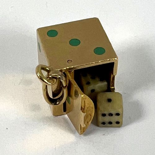 FRENCH ART DECO DIE WITH MINIATURE DICE 18K YELLOW GOLD ENAMEL CHARM PENDANT - ADDITIONAL PHOTO 17