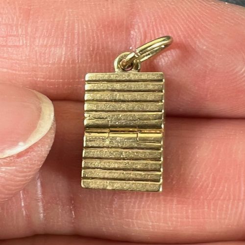 VINTAGE DECO FOLDING FOB SEAL INITIALS AM 18K YELLOW GOLD CHARM PENDANT - ADDITIONAL PHOTO 10