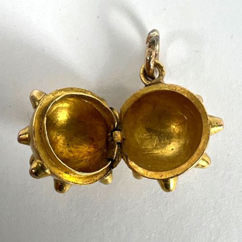 VINTAGE DECO SPUTNIK LOCKET 18K YELLOW GOLD CHARM PENDANT - ADDITIONAL PHOTO 17