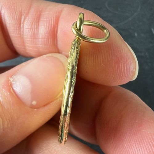 AUGIS FRENCH PLUS HIER RUBY DIAMOND 18K YELLOW GOLD LOVE CHARM PENDANT - ADDITIONAL PHOTO 7