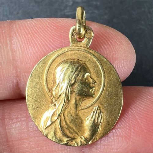 ANTIQUE FRENCH 18K YELLOW GOLD VIRGIN MARY RELIGIOUS PENDANT MEDAL - ADDITIONAL PHOTO 4