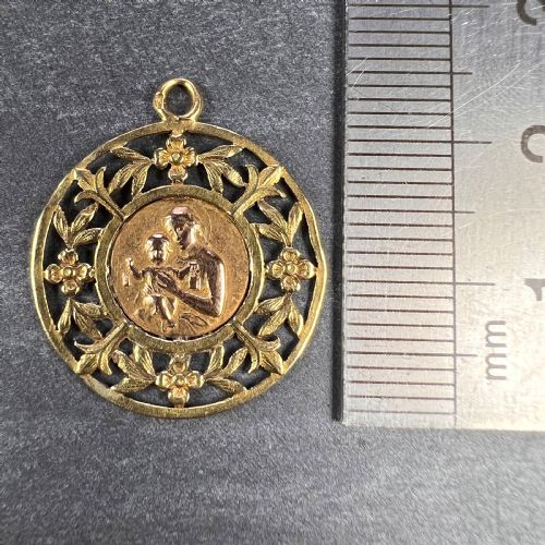 FRENCH DROPSY MADONNA AND CHILD 18K YELLOW ROSE GOLD CHARM PENDANT - ADDITIONAL PHOTO 7