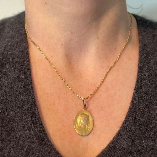 FRENCH EMILE DROPSY VIRGIN MARY 18K YELLOW GOLD RELIGIOUS MEDAL PENDANT - ADDITIONAL PHOTO 3