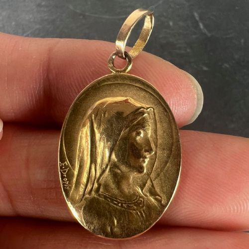 FRENCH EMILE DROPSY VIRGIN MARY 18K YELLOW GOLD RELIGIOUS MEDAL PENDANT - ADDITIONAL PHOTO 4