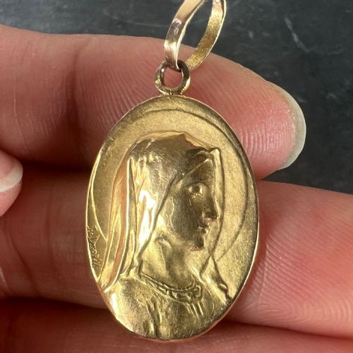 FRENCH EMILE DROPSY VIRGIN MARY 18K YELLOW GOLD RELIGIOUS MEDAL PENDANT - ADDITIONAL PHOTO 5