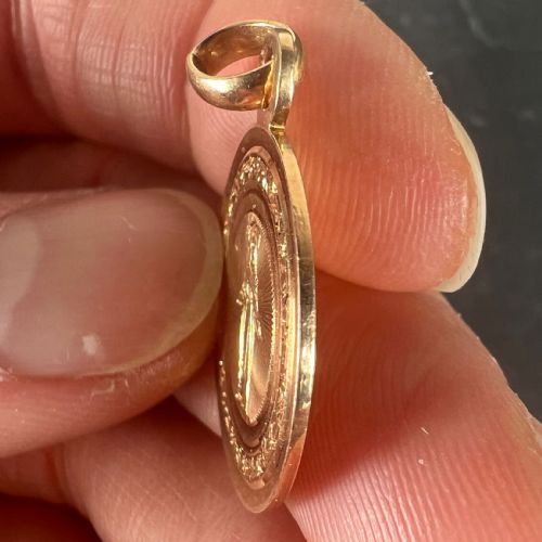 ANTIQUE FRENCH ENGRAVED VIRGIN MARY 18K ROSE GOLD RELIGIOUS MEDAL PENDANT - ADDITIONAL PHOTO 6