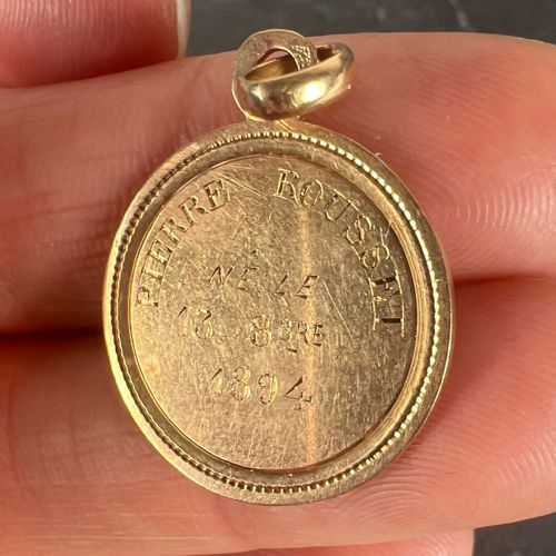 ANTIQUE FRENCH ENGRAVED VIRGIN MARY 18K ROSE GOLD RELIGIOUS MEDAL PENDANT - ADDITIONAL PHOTO 7