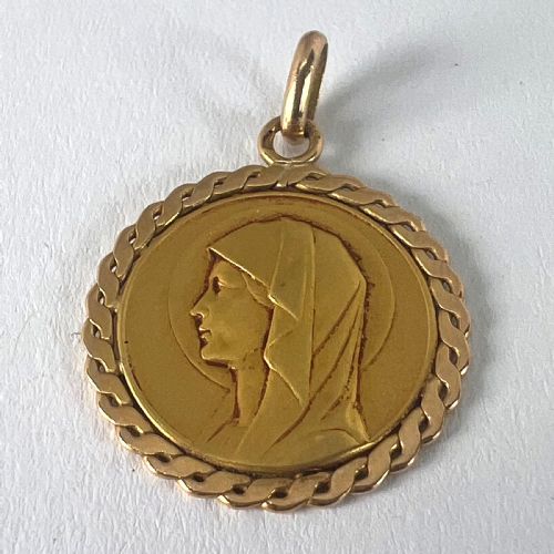 FRENCH RELIGIOUS VIRGIN MARY 18K YELLOW GOLD MEDAL PENDANT - ADDITIONAL PHOTO 12