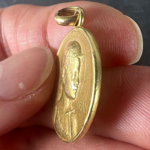FRENCH GUILBERT SAINT JOHN THE BAPTIST JEAN 18K YELLOW GOLD CHARM PENDANT - ADDITIONAL PHOTO 7