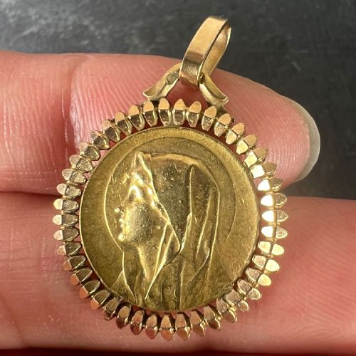 FRENCH PAGELI PERRIAT VIRGIN MARY 18K YELLOW GOLD RELIGIOUS MEDAL PENDANT - ADDITIONAL PHOTO 4