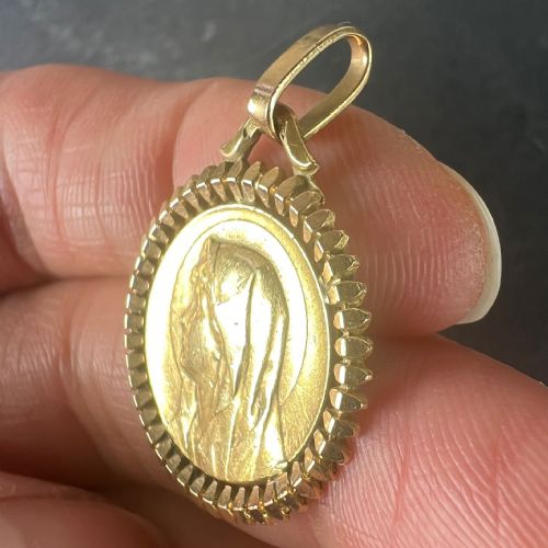 FRENCH PAGELI PERRIAT VIRGIN MARY 18K YELLOW GOLD RELIGIOUS MEDAL PENDANT - ADDITIONAL PHOTO 6