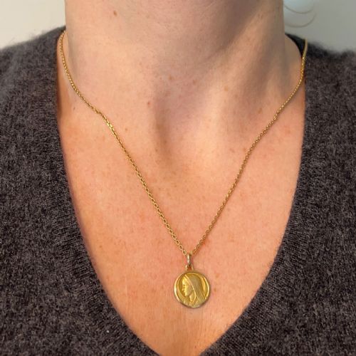 MONIER FRENCH VIRGIN MARY 18K YELLOW GOLD PENDANT CHARM MEDAL - ADDITIONAL PHOTO 3