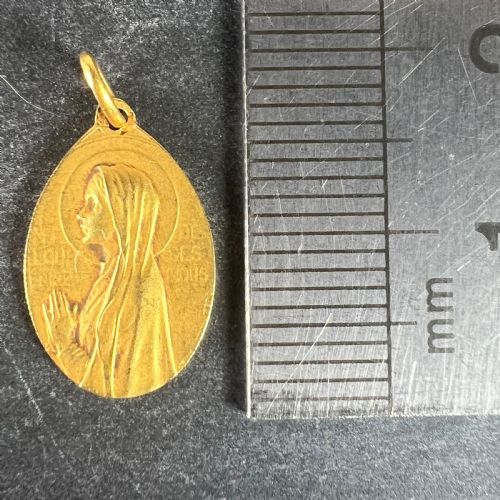 FRENCH VIRGIN MARY NOTRE DAME OF LOURDES 18K YELLOW GOLD CHARM PENDANT - ADDITIONAL PHOTO 10