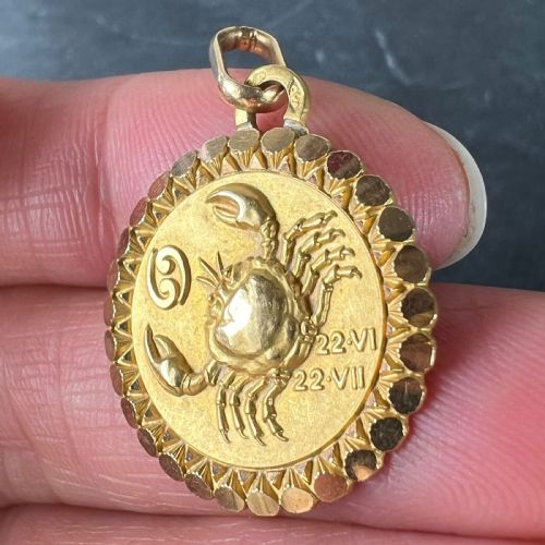 FRENCH PERROUD LARGE CANCER ZODIAC STARSIGN 18K YELLOW GOLD CHARM PENDANT - ADDITIONAL PHOTO 5