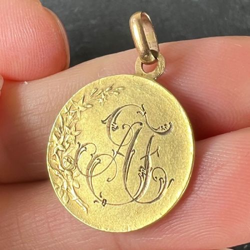 ANTIQUE FRENCH MADONNA AND CHILD 18K YELLOW GOLD RELIGIOUS MEDAL PENDANT - ADDITIONAL PHOTO 8