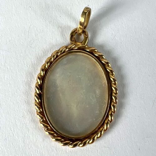FRENCH OVAL MOTHER OF PEARL TWISTED WIRE FRAME 18K YELLOW GOLD CHARM PENDANT - ADDITIONAL PHOTO 11
