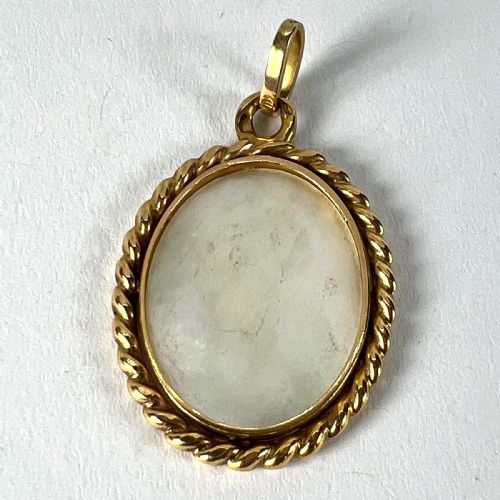 FRENCH OVAL MOTHER OF PEARL TWISTED WIRE FRAME 18K YELLOW GOLD CHARM PENDANT - ADDITIONAL PHOTO 12