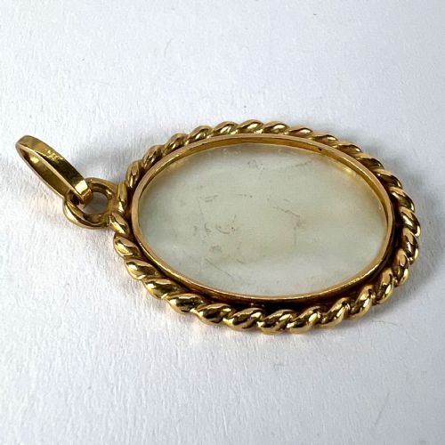 FRENCH OVAL MOTHER OF PEARL TWISTED WIRE FRAME 18K YELLOW GOLD CHARM PENDANT - ADDITIONAL PHOTO 15