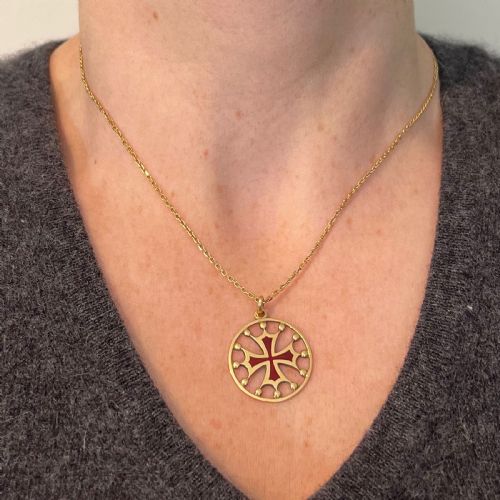 VINTAGE FRENCH 18K YELLOW GOLD RED ENAMEL MALTESE CROSS MEDAL CHARM PENDANT - ADDITIONAL PHOTO 3