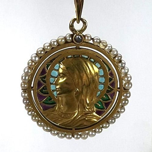 ANTIQUE FRENCH VIRGIN MARY 18K YELLOW GOLD PLIQUEAJOUR ENAMEL PEARL PENDANT MEDAL - ADDITIONAL PHOTO 6