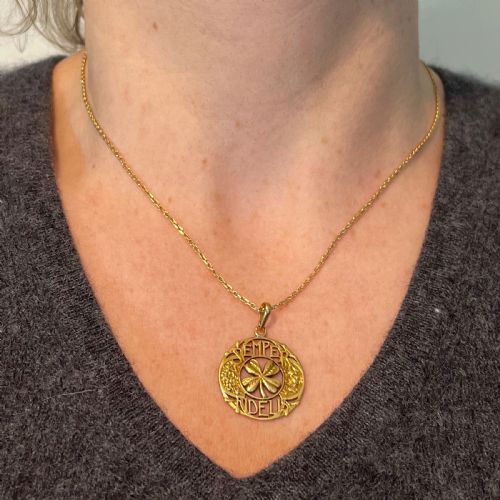 ANTIQUE FRENCH SEMPER FIDELIS ALWAYS FAITHFUL FOREVER LOVE 18K YELLOW GOLD LUCKY CLOVER PENDANT - ADDITIONAL PHOTO 3