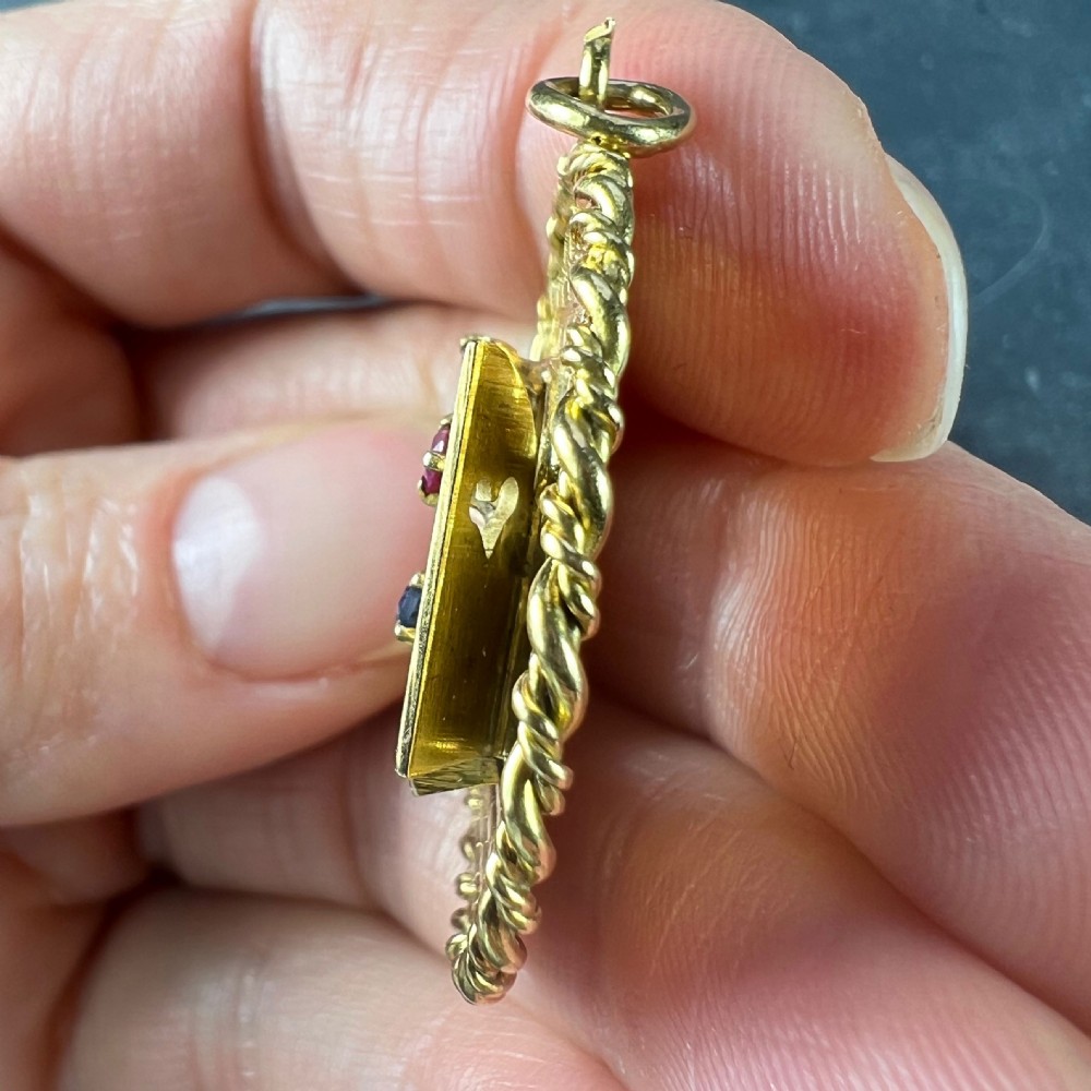 French Open Window Love Heart 18K Yellow Gold Gem Set Pendant View IX