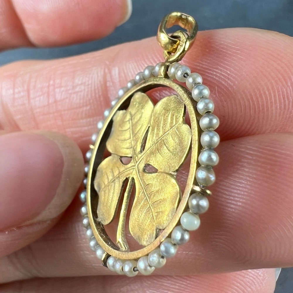 French Lucky Shamrock Four Leaf Clover 18K Yellow Gold Pearl Charm Pendant View IX
