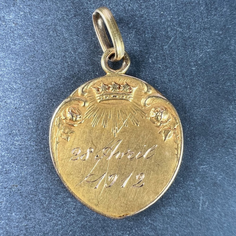 French Dropsy Virgin Mary 18K Yellow Gold Medal Pendant View III