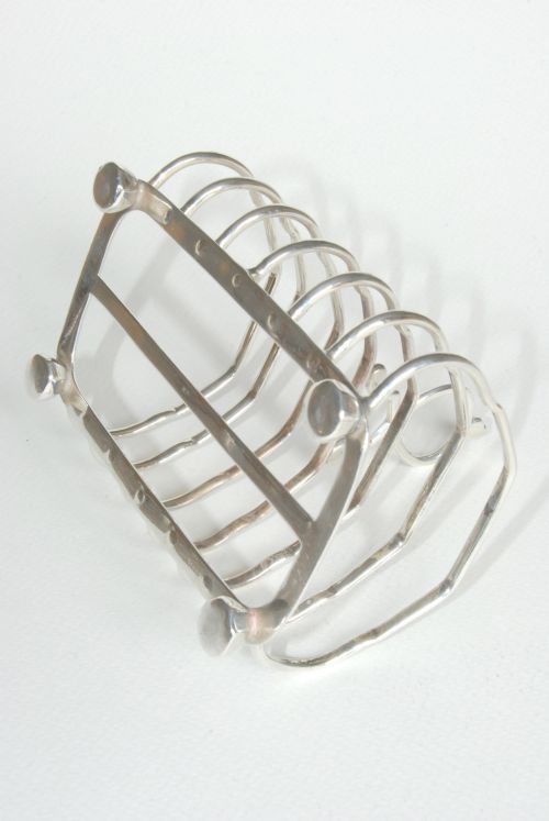 fig 3. Edwardian Solid Silver 6 Slice Toast Rack 1906