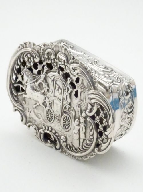 fig 3. Solid Silver Pot Pourri Box by William Comyns 1906
