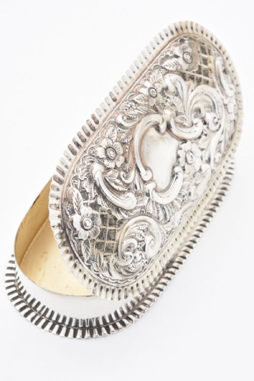 fig 1. A Superb Embossed Table Snuff or Trinket Box 1900