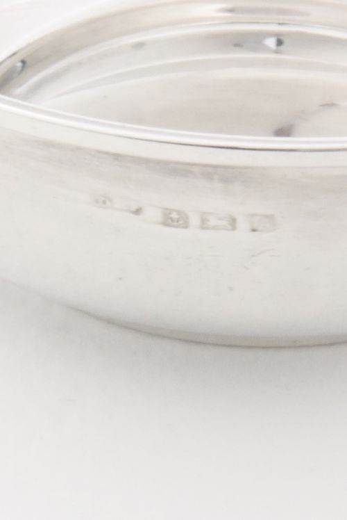 fig 3. Solid Silver Quaich - Deakin & Francis - 1925