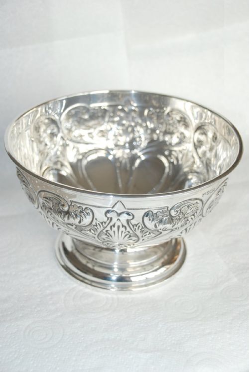 fig 2. Large Silver Rose Bowl - 1903
