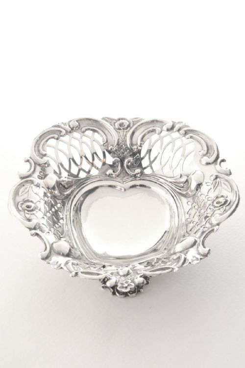 fig 1. Solid Silver Heart Shaped Dish - William Hutton 1896
