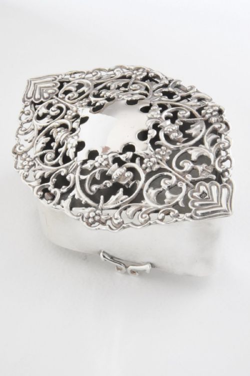 fig 2. Rare Edwardian Solid Silver Potpourri Box 1905