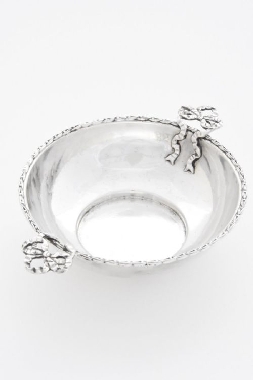 fig 1. Solid Silver Quaich 1908