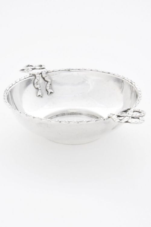 fig 2. Solid Silver Quaich 1908