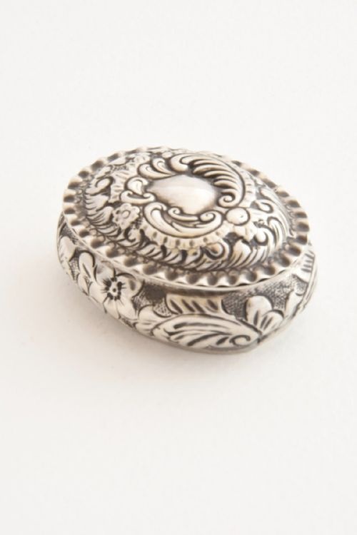 Victorian Solid Silver Snuff / Trinket Box 1895
