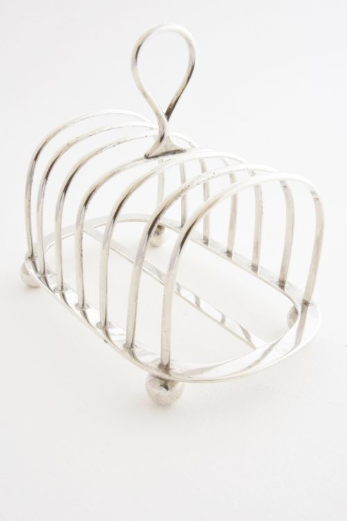 fig 1. Edwardian Solid Silver Six Slice Toast Rack 1905