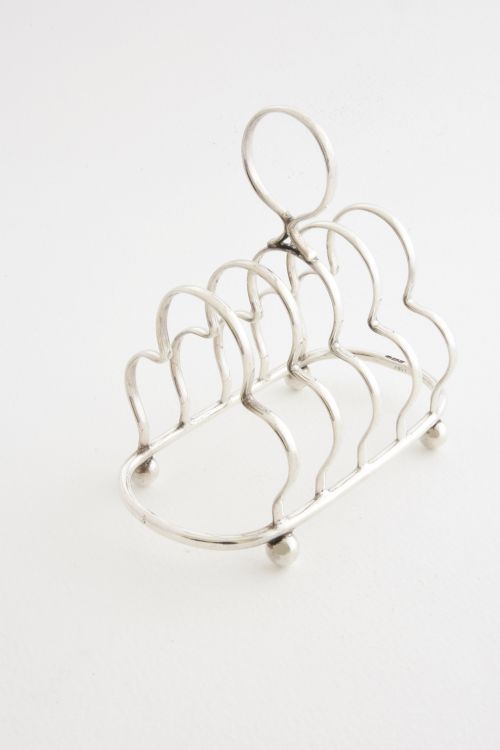 fig 4. Solid Silver Four Slice Toast Rack 1917