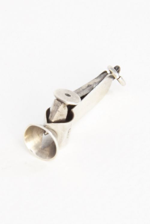 fig 2. Edwardian Solid Silver Cigar Cutter 1905