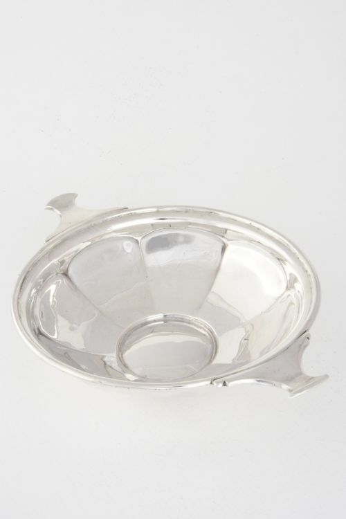 fig 2. Solid Silver Quaich 1912