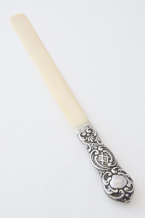 fig 1. Victorian Silver Handled Page Turner 1898