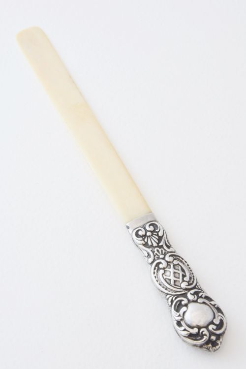 fig 2. Victorian Silver Handled Page Turner 1898