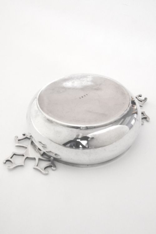 fig 2. Victorian Solid Silver Quaich 1899