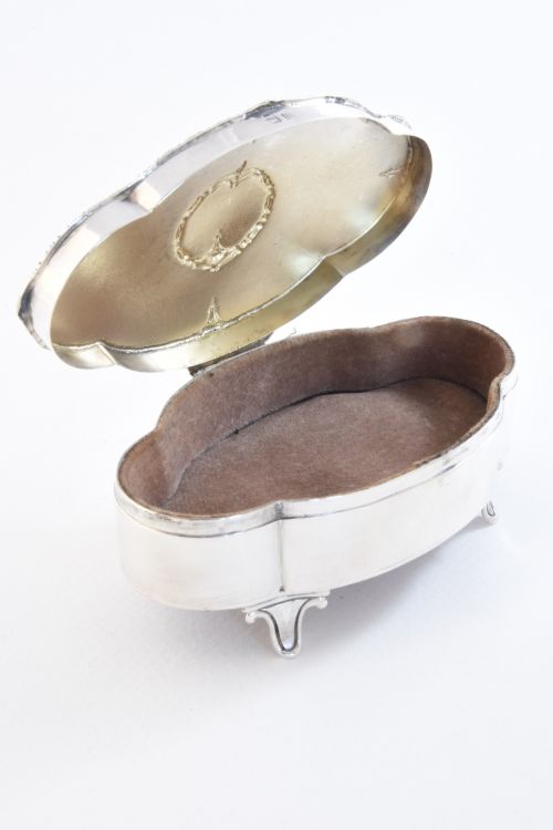 fig 3. Solid Silver Trinket Box 1919